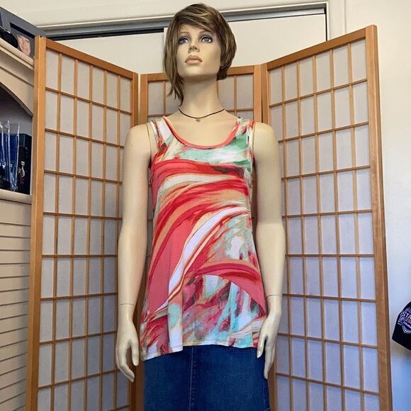 3/$20 Simply Vera Vera Wang Flowy Tank - Picture 2 of 8